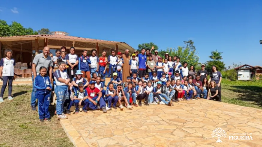 Figueira recebe alunos para vivência em educação ambiental
